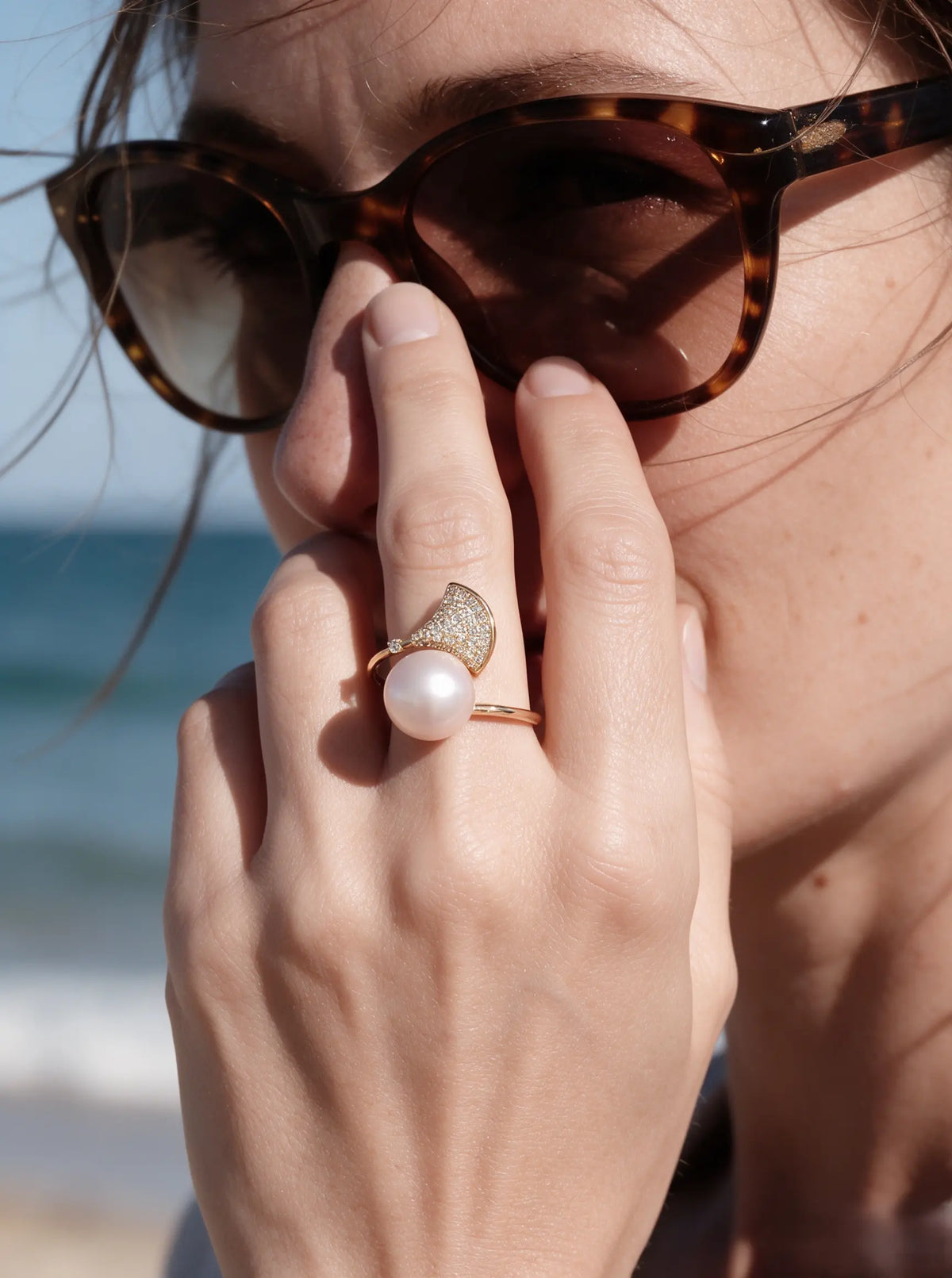 Open Adjustable Natural Freshwater Pearl Ring, Pave‑Set Fan‑Shaped Statement Ring for Women