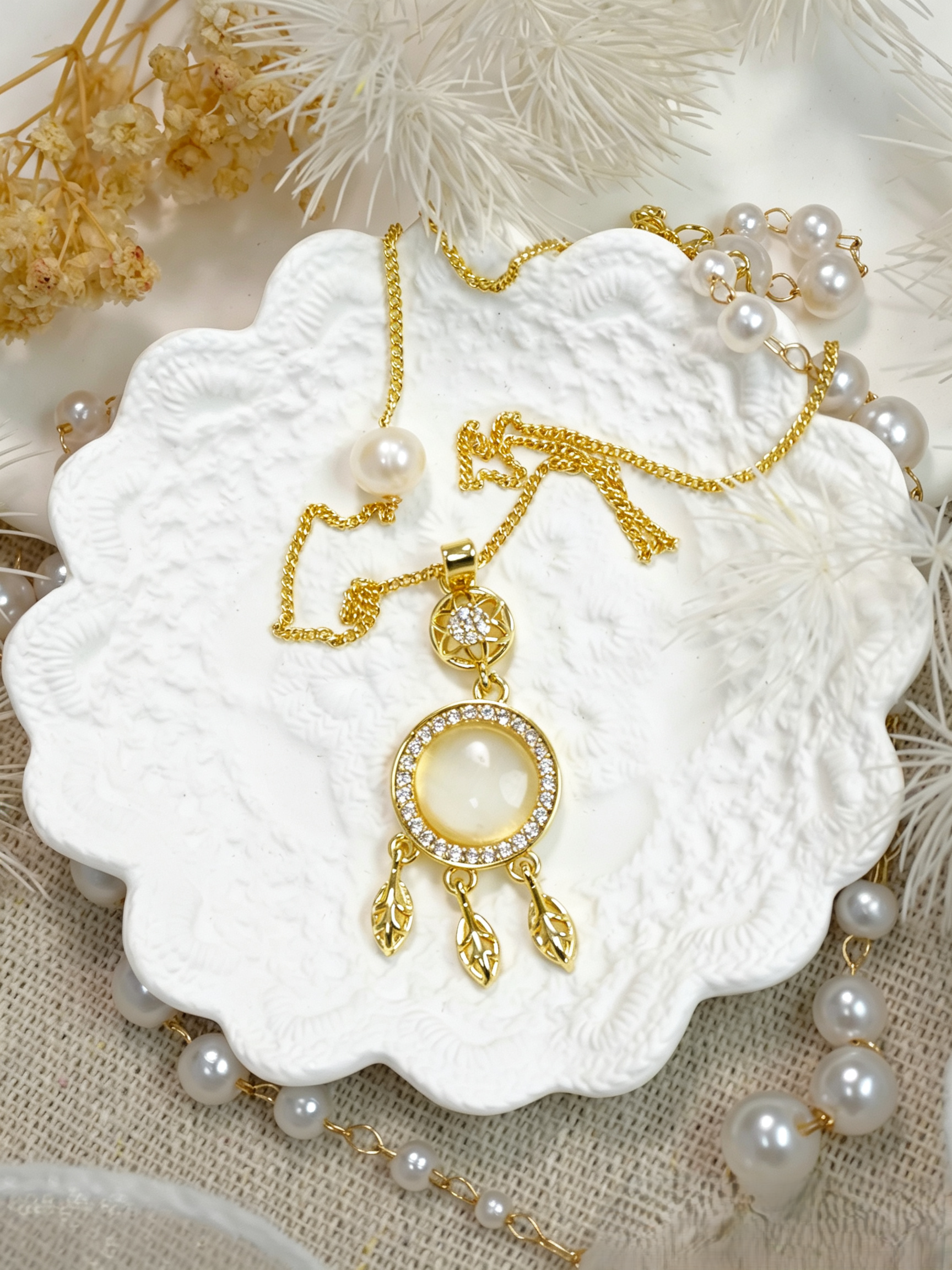 Boho Dreamcatcher Cat’s Eye Pearl Jewelry Matching Set, Gold Leaf Tassel Drop Earrings & Adjustable Necklace Set for Women