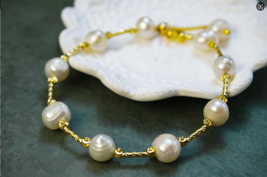 Handmade Irregular Freshwater Pearl Bracelet, Twisted 14K Gold Plated Chain Baroque Pearl Bracelet for Women