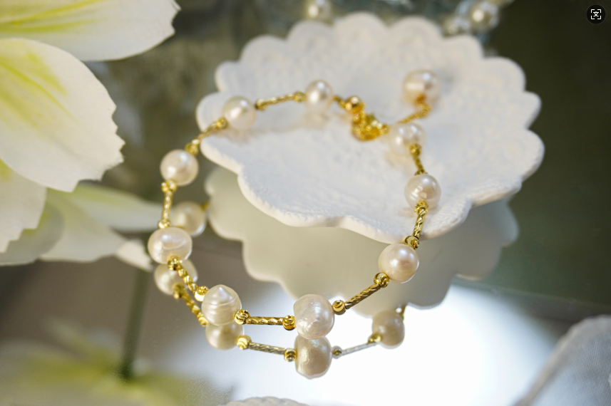 Handmade Irregular Freshwater Pearl Bracelet, Twisted 14K Gold Plated Chain Baroque Pearl Bracelet for Women