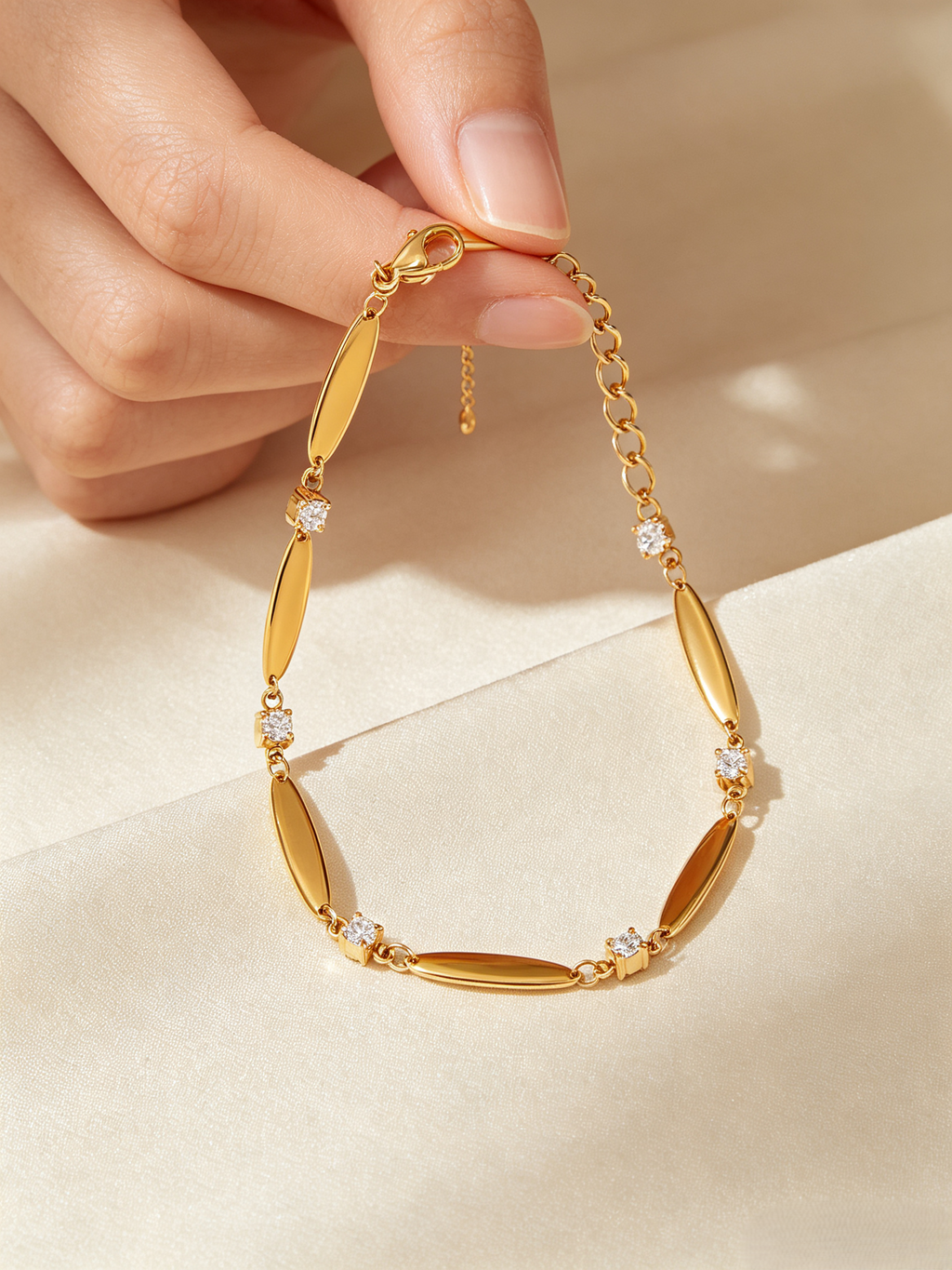 14K Gold Plated Oval Link Cubic Zirconia Bracelet, Dainty Stainless Steel Waterproof Hypoallergenic Chain Bracelet