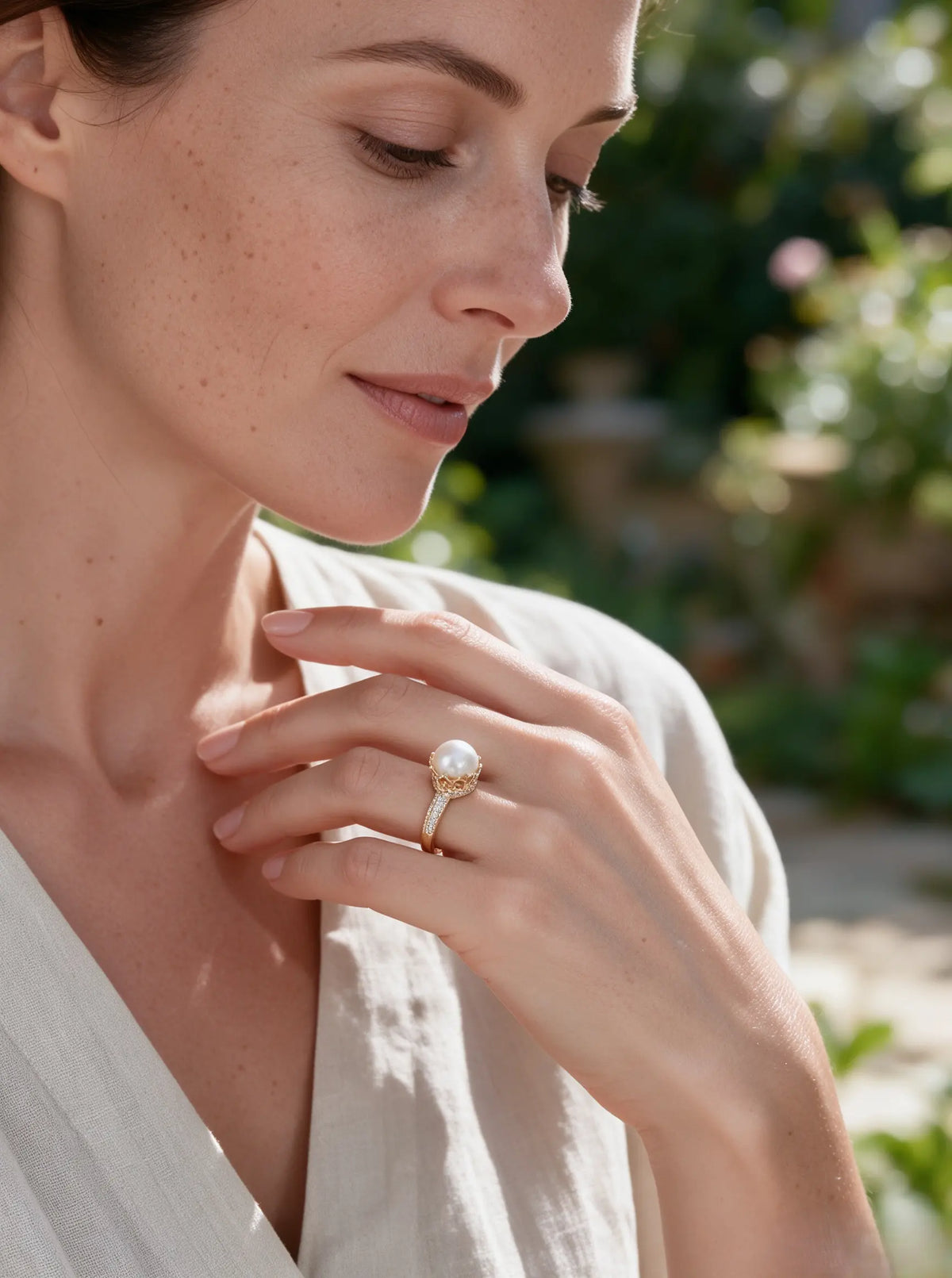 Ornate Crown‑Setting Open Band Ring, Lustrous Natural Freshwater Pearl Statement Ring for Women