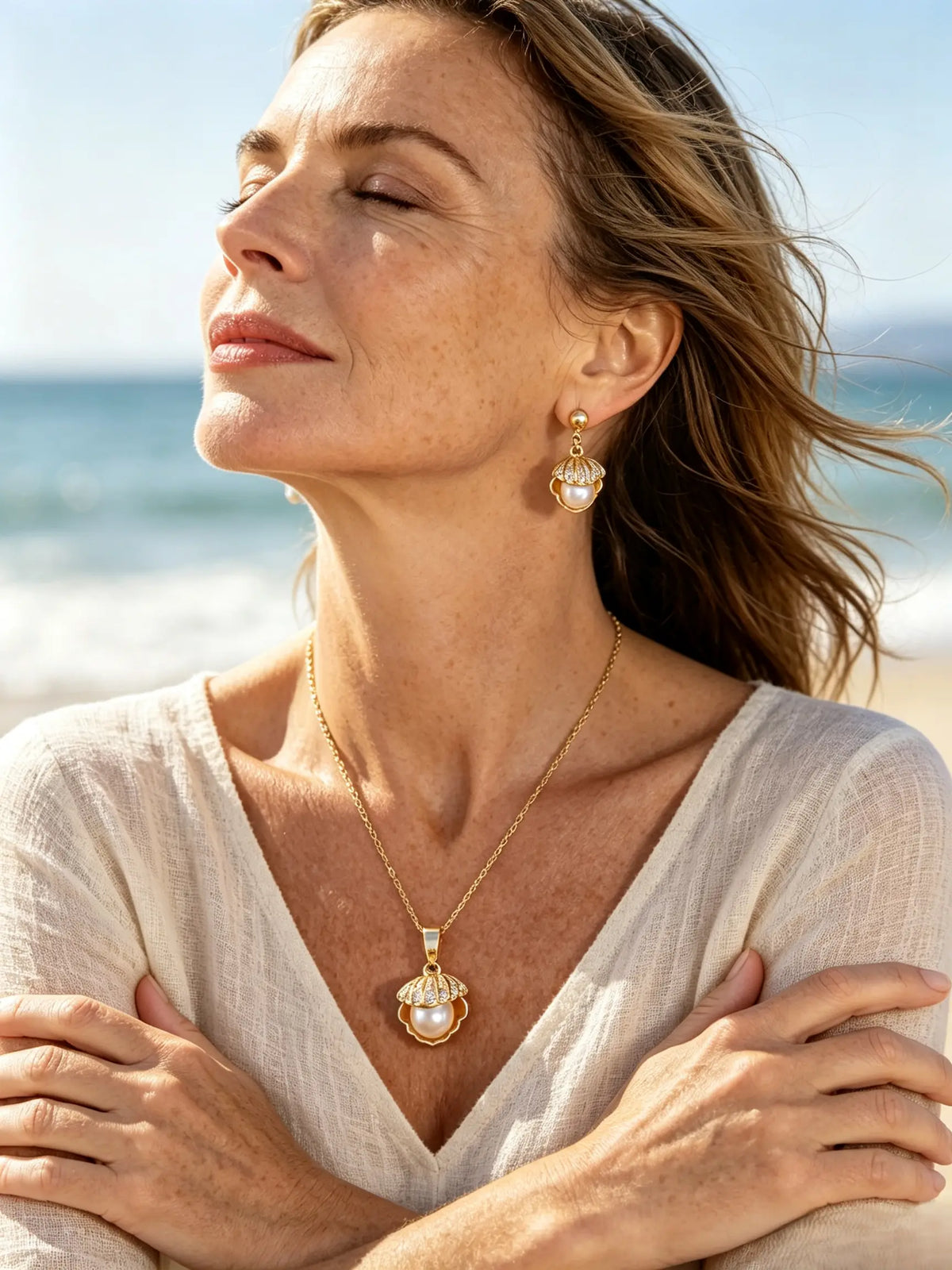 18K Gold Plated Natural Freshwater Pearl Shell Jewelry Set, Sophisticated Zircon‑Encrusted Pendant & Earring Set for Women