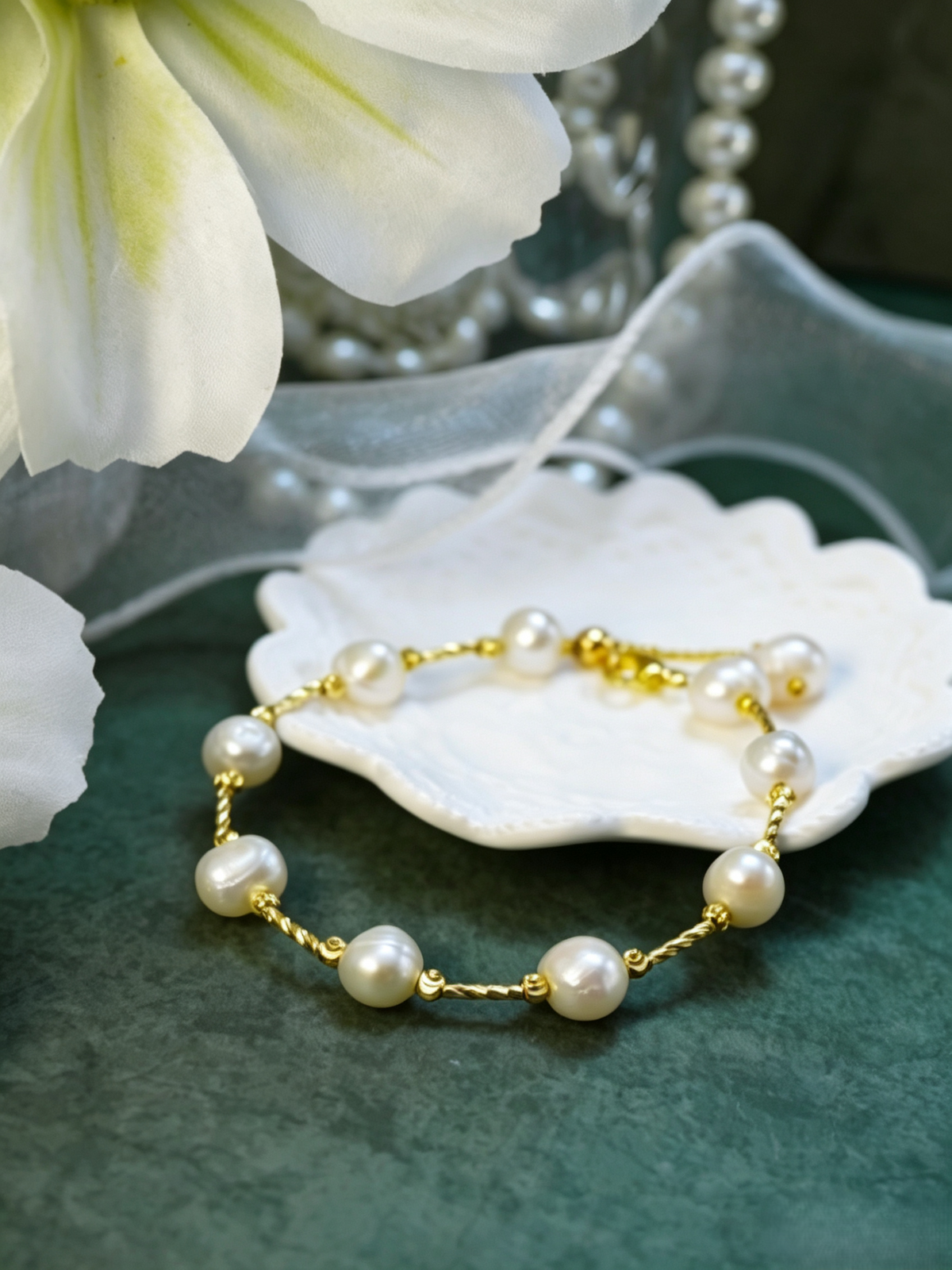 Handmade Irregular Freshwater Pearl Bracelet, Twisted 14K Gold Plated Chain Baroque Pearl Bracelet for Women