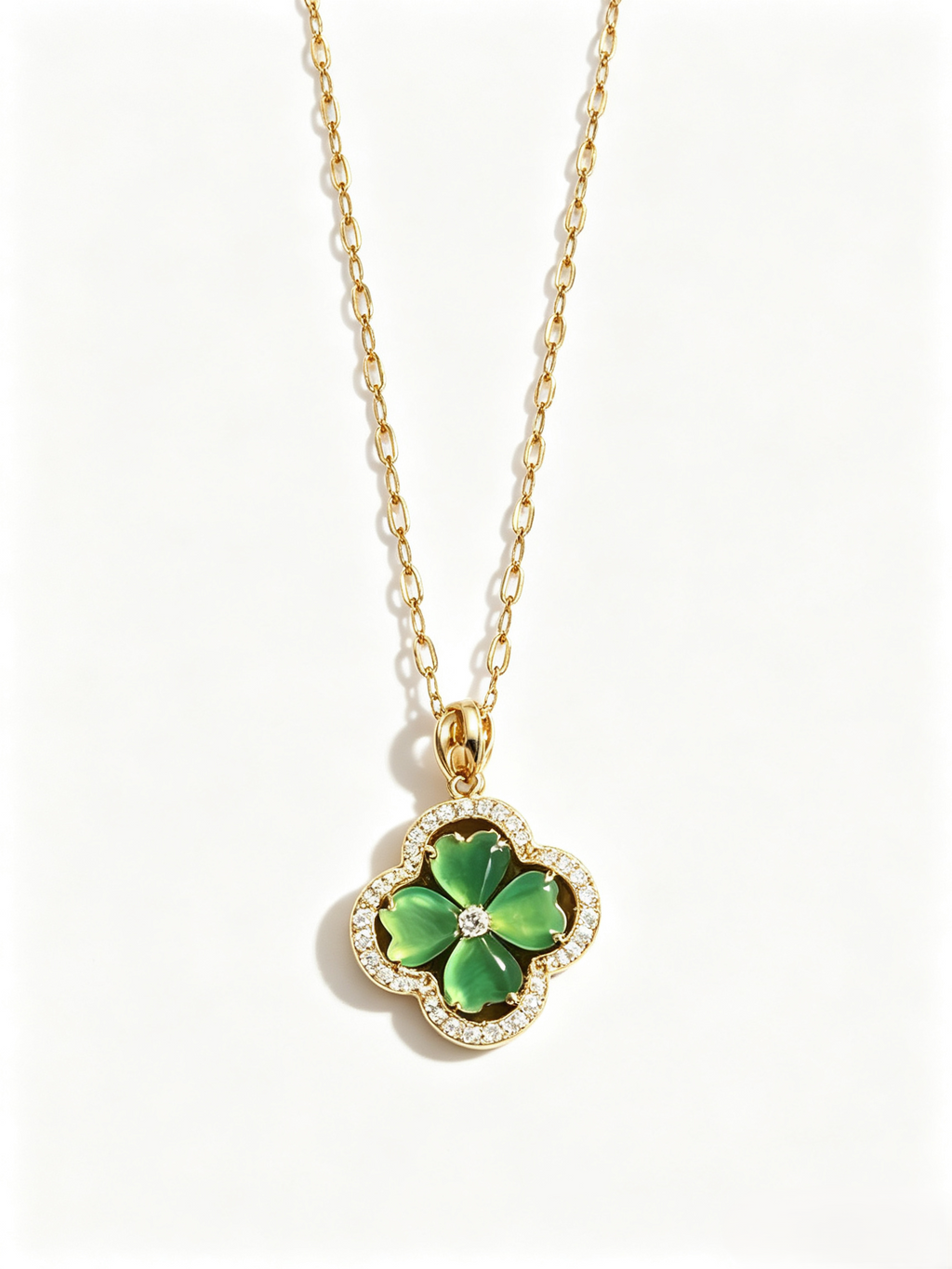 Vintage Clover Treasure Green Four Leaf Clover Pendant Necklace, 14K Gold Plated Titanium Steel Adjustable Chain Choker for Women