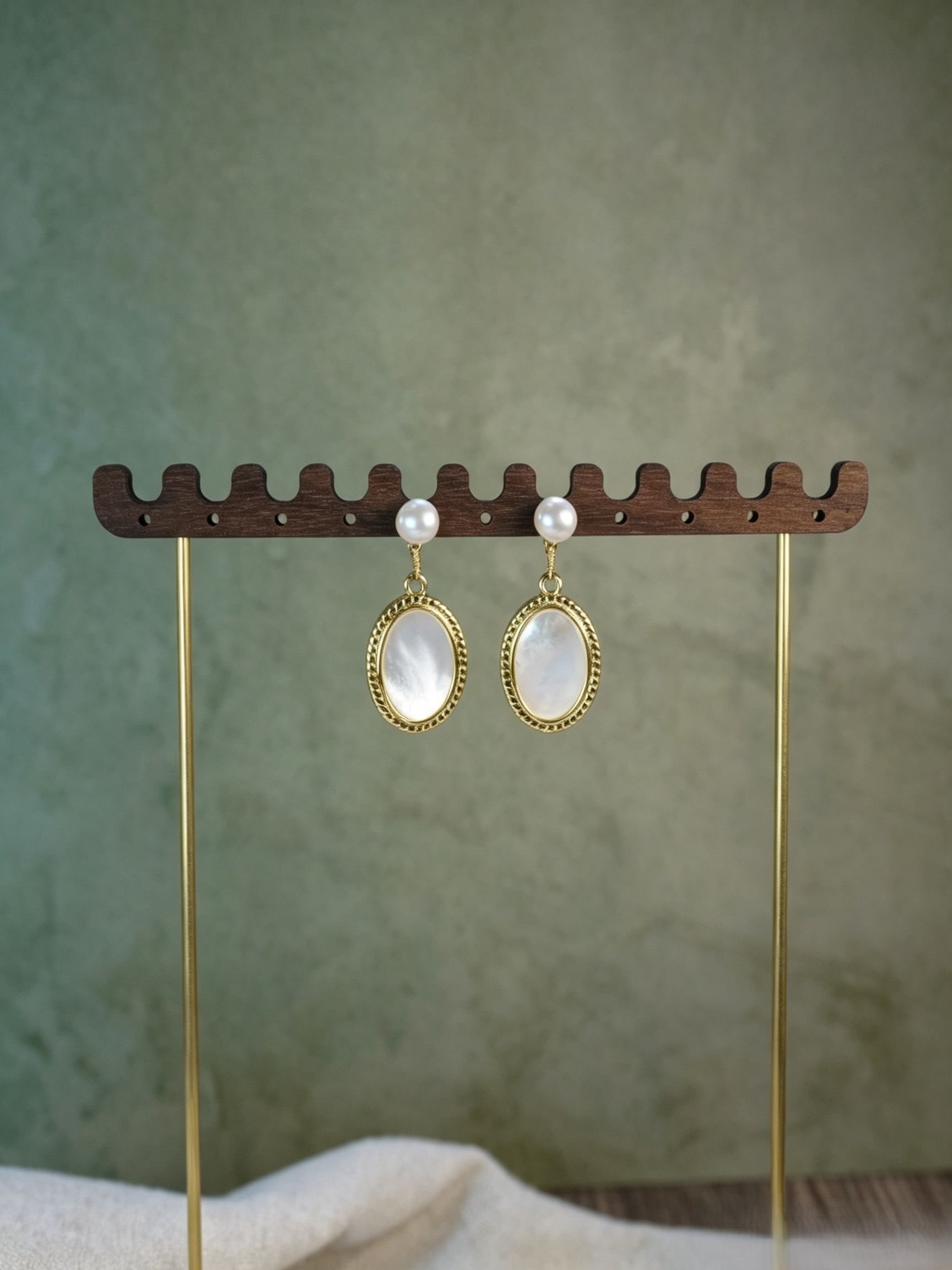Twisted Border Oval Mother-of-Pearl & Freshwater Pearl Drop Earrings, Handmade Vintage Gold Dangle Earrings for Mature Women