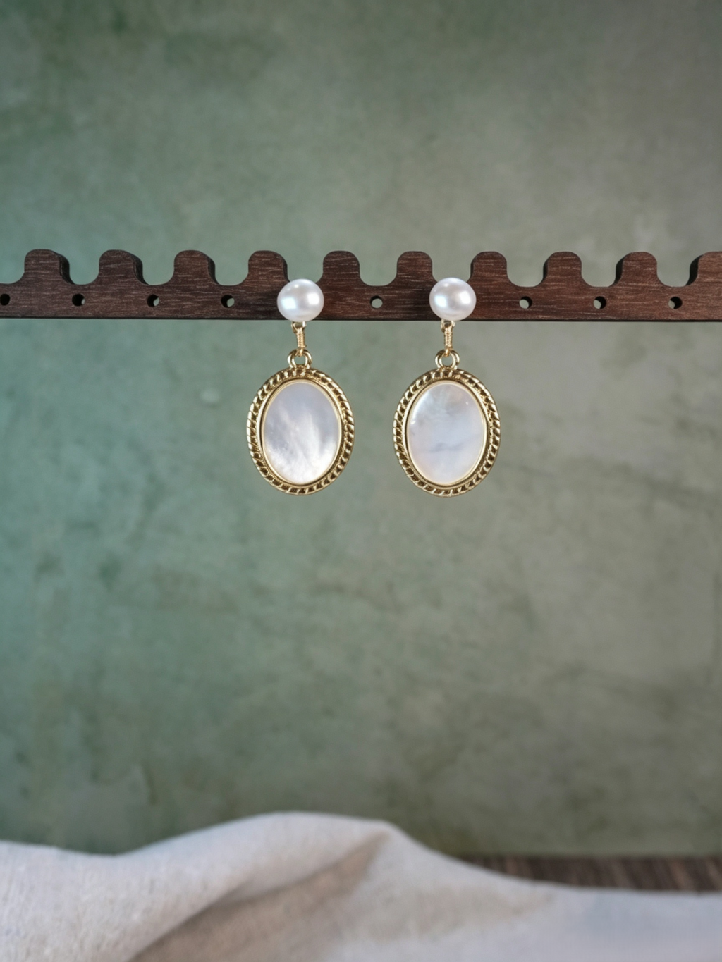Twisted Border Oval Mother-of-Pearl & Freshwater Pearl Drop Earrings, Handmade Vintage Gold Dangle Earrings for Mature Women