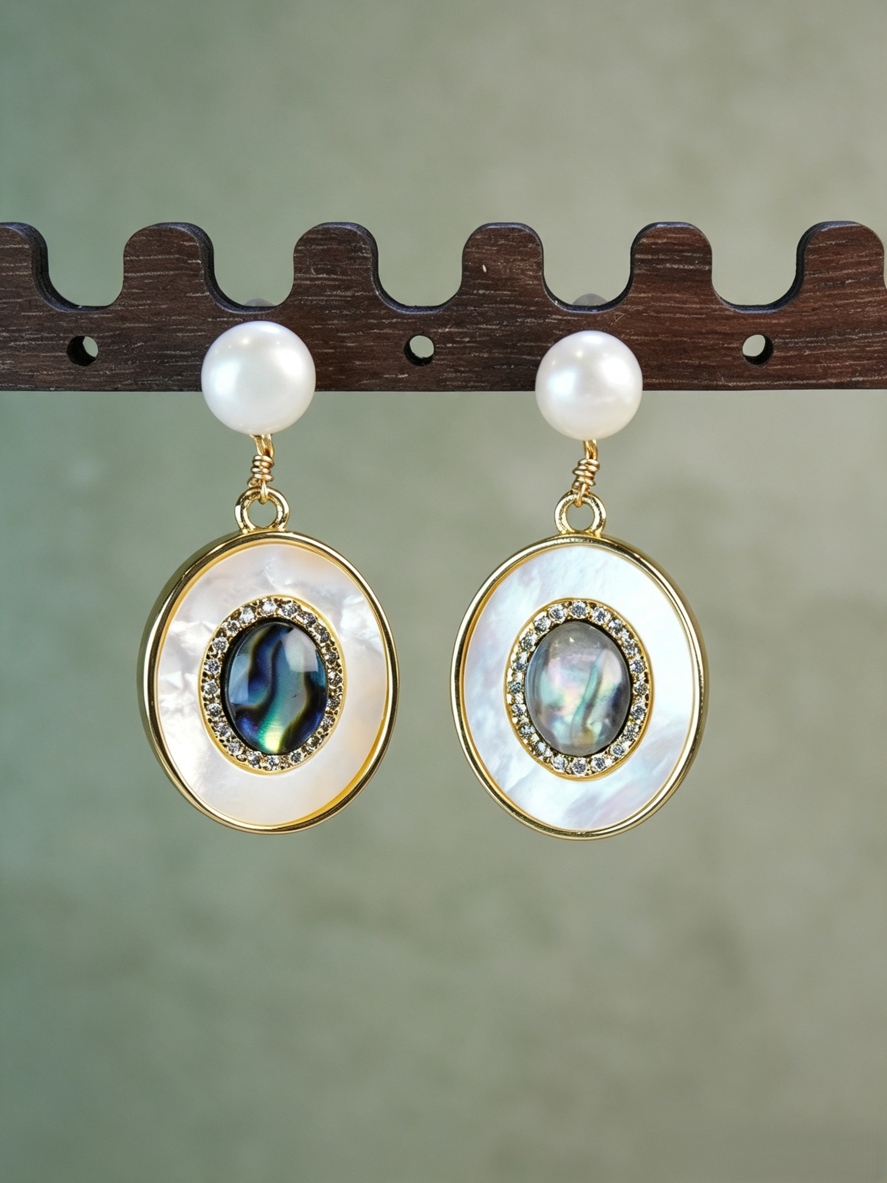 Layered Oval Abalone & Mother-of-Pearl Freshwater Pearl Drop Earrings, Vintage Gold Dangle Earrings for Women