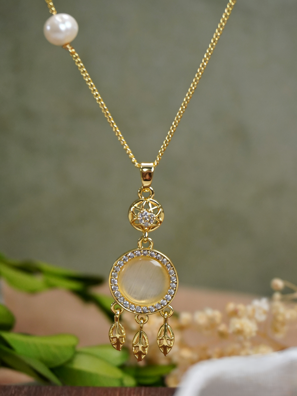Boho Dreamcatcher Cat’s Eye Pearl Jewelry Matching Set, Gold Leaf Tassel Drop Earrings & Adjustable Necklace Set for Women
