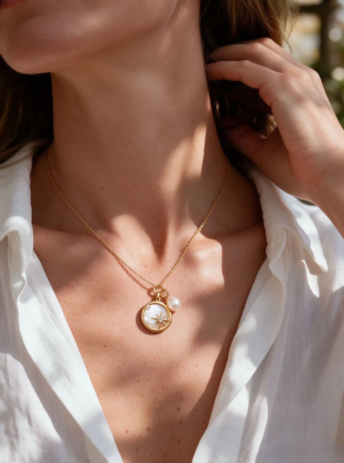 Star Motif Mother‑of‑Pearl Coin Pendant Necklace, Natural Freshwater Pearl Drop Necklace for Women