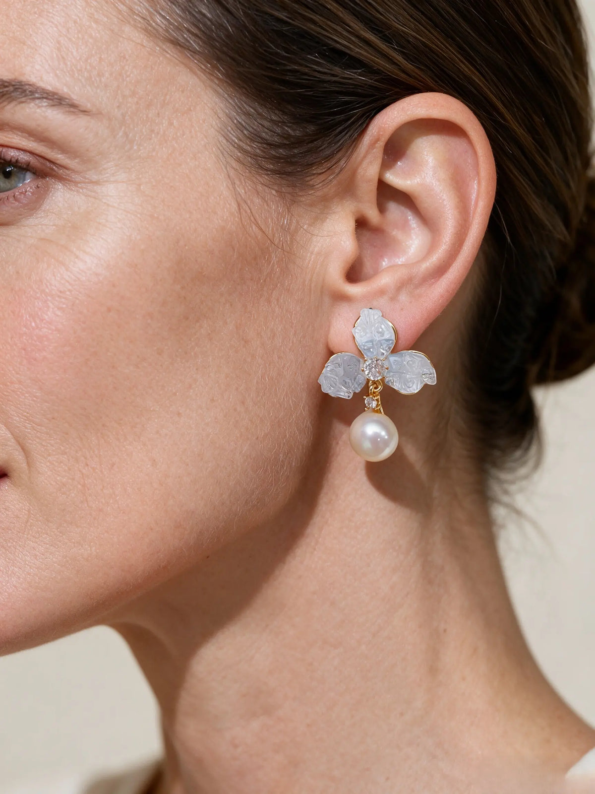 Natural Freshwater Pearl Floral Drop Stud Earrings, Sophisticated Crystal‑Accent Flower Earrings for Women
